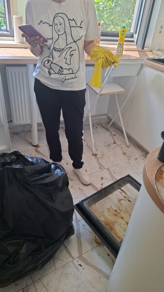 Oferim servicii curatenie la domiciliu.