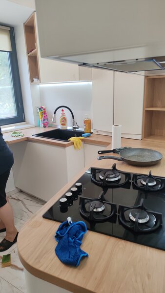 Oferim servicii curatenie la domiciliu.